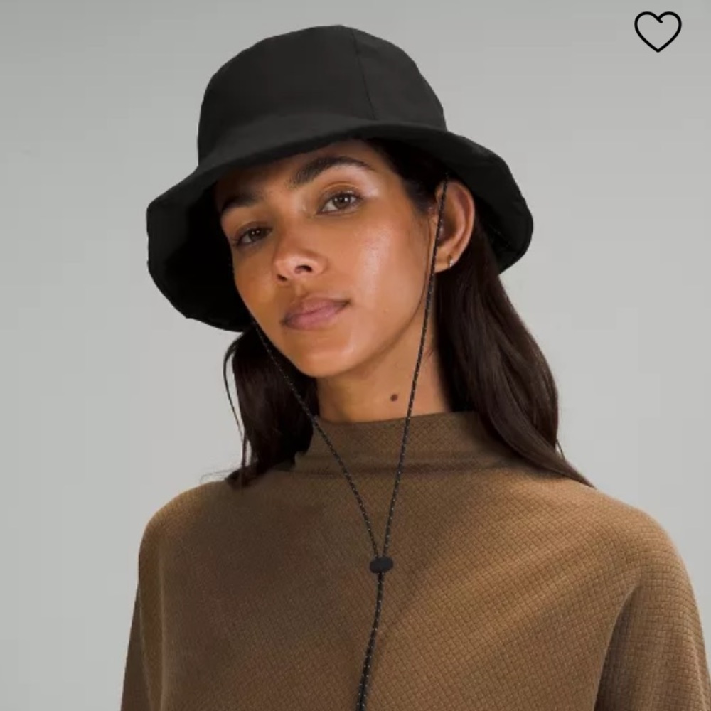 Lululemon Lab Bucket Hat